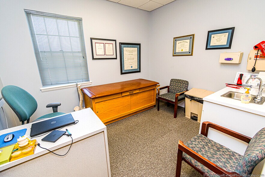 More Photos Of 110 Harbor Ln, Somers Point Medical For Sale