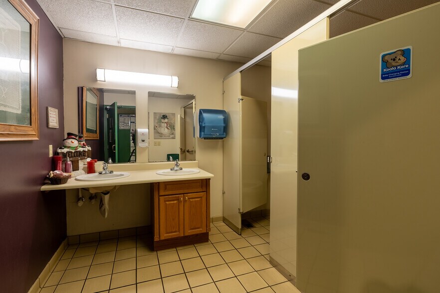 More Photos Of 14931 State Highway 37, Whittington Winery Vineyard For Sale