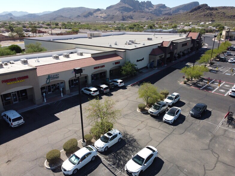 More Photos Of 9100 N Silverbell Rd, Marana Unknown For Lease