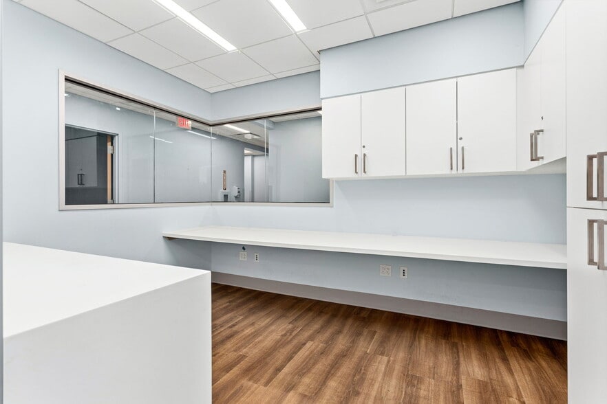 More Photos Of 4359 Greco Dr, San Antonio Medical For Lease