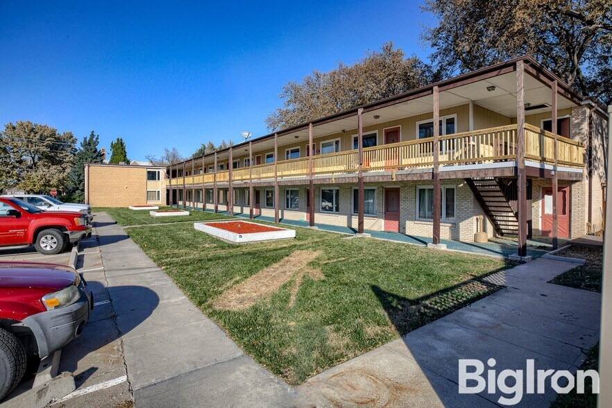 More Photos Of 1004 18th St, Belleville Apartments For Sale