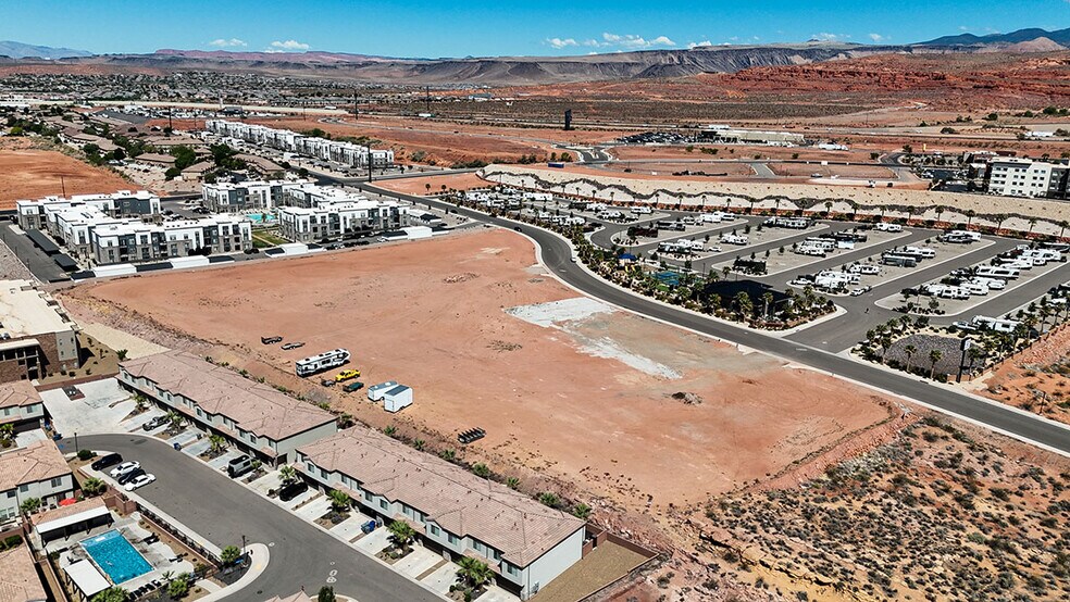 More Photos Of 1355 E Bluff View Dr, Washington Land For Lease