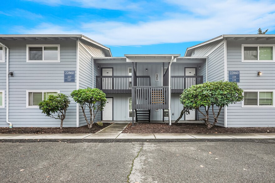 More Photos Of 23006 30th Ave S, Des Moines Apartments For Sale