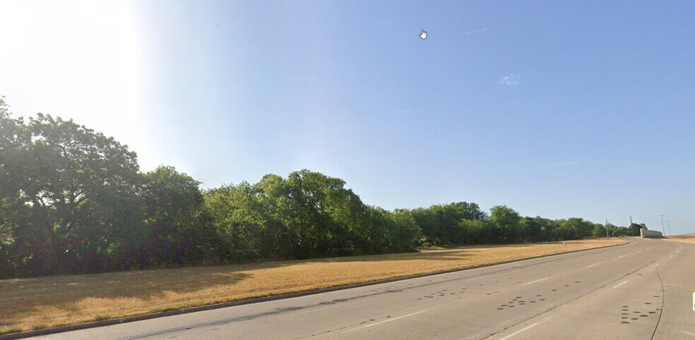 More Photos Of 2600 E Park Row, Arlington Land For Sale