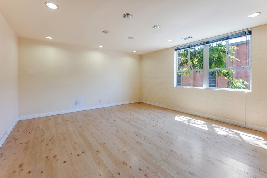 More Photos Of 9024 W Olympic Blvd, Beverly Hills Office For Lease