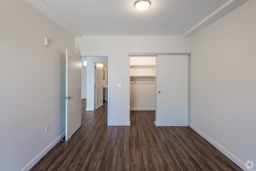 More Photos Of 4801 Shattuck Ave, Oakland Apartments For Sale