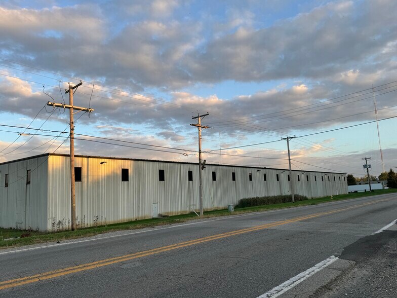 More Photos Of 3616 Independence Dr, Fort Wayne Warehouse For Lease