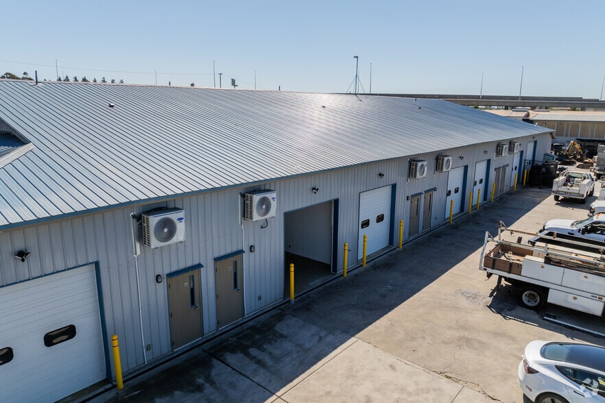 More Photos Of 3487 Collins Ave, Richmond Light Distribution For Lease