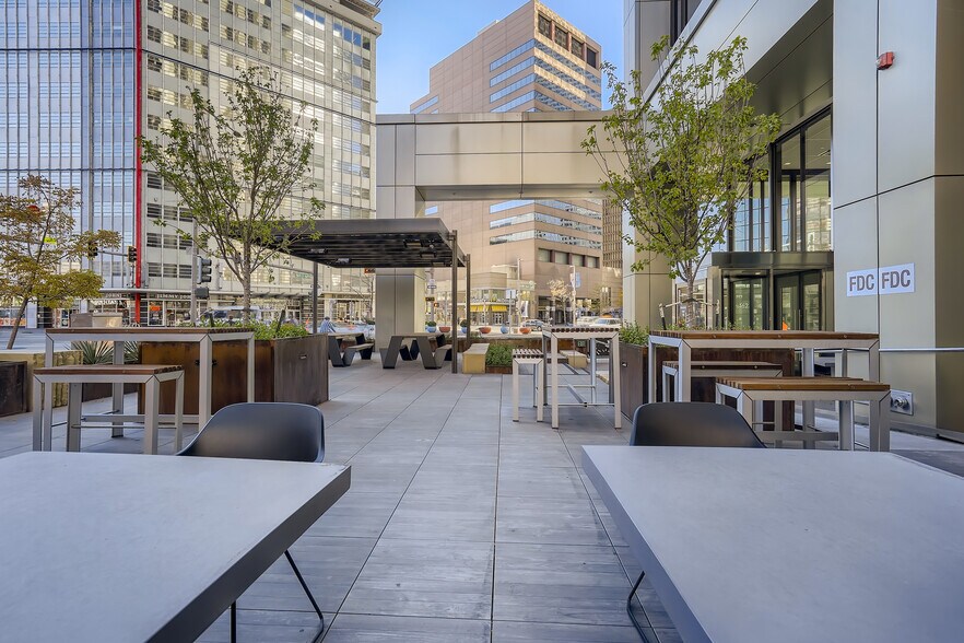 More Photos Of 1600 Broadway, Denver Office For Lease