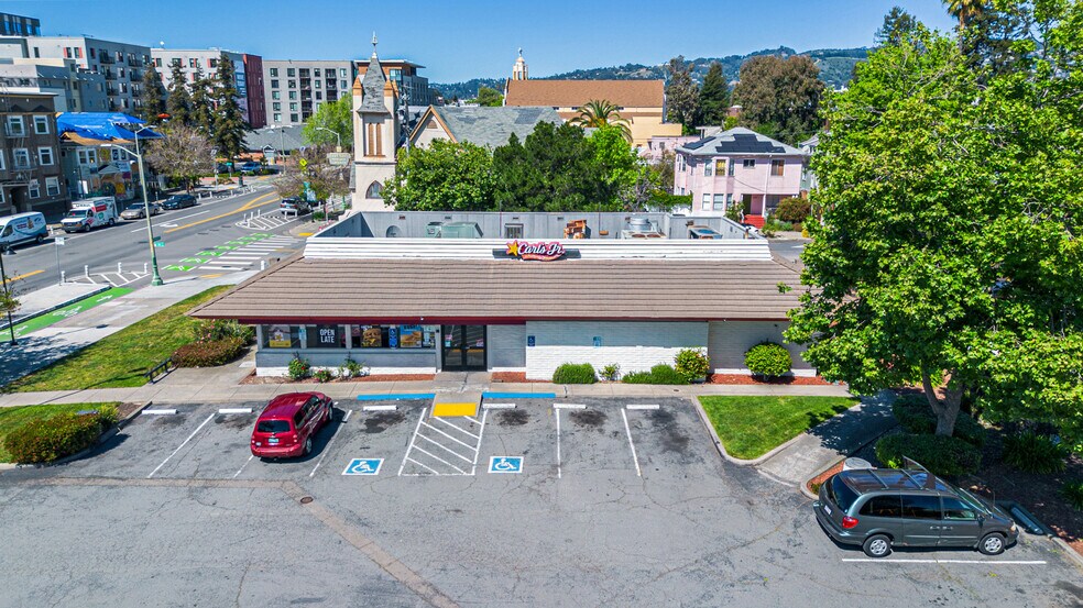 Primary Photo Of 3770 Telegraph Ave, Oakland Fast Food For Sale