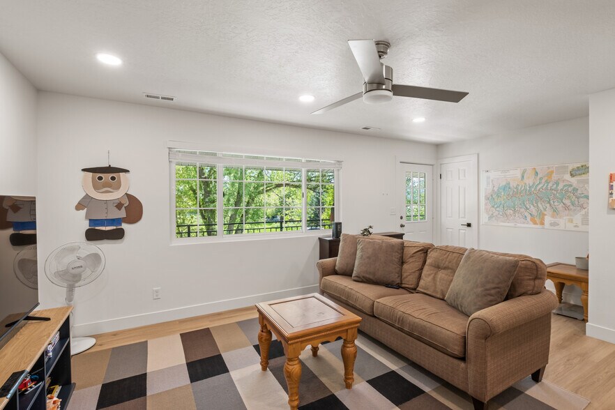 More Photos Of 49 N 300 E, Midway Apartments For Sale