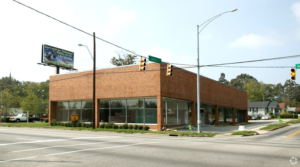 More Photos Of 1970 Bessemer Rd, Birmingham Freestanding For Lease