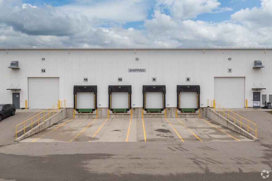 More Photos Of 1250 60th St, Byron Center Manufacturing For Lease