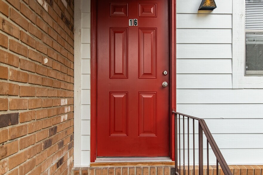 More Photos Of 3700 Cherryton Dr, Chattanooga Apartments For Sale