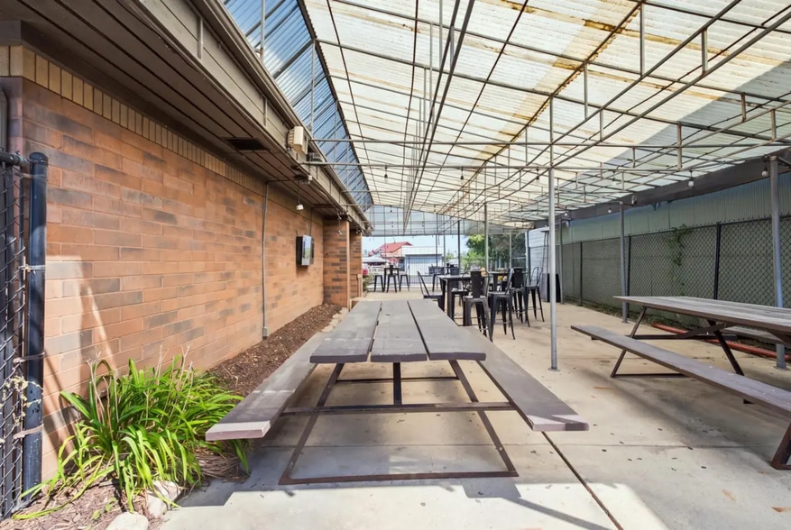 More Photos Of 8775 N 107th St, Milwaukee Restaurant For Sale
