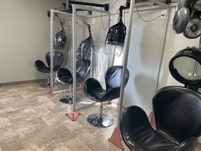 More Photos Of 6000 Stevenson Ave, Alexandria Office For Lease