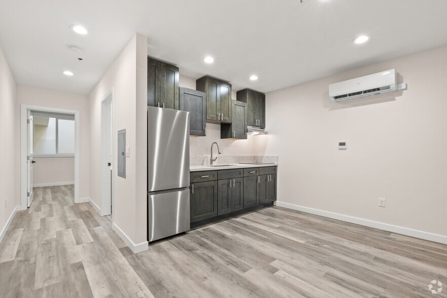 More Photos Of 818 K St, Sacramento Apartments For Sale