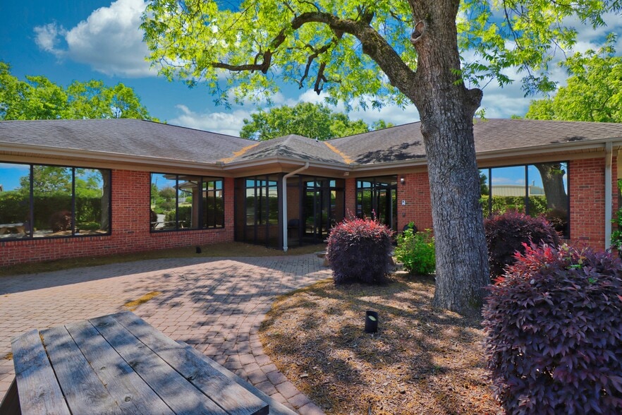 Primary Photo Of 3410 Sunset Blvd, West Columbia Medical For Lease