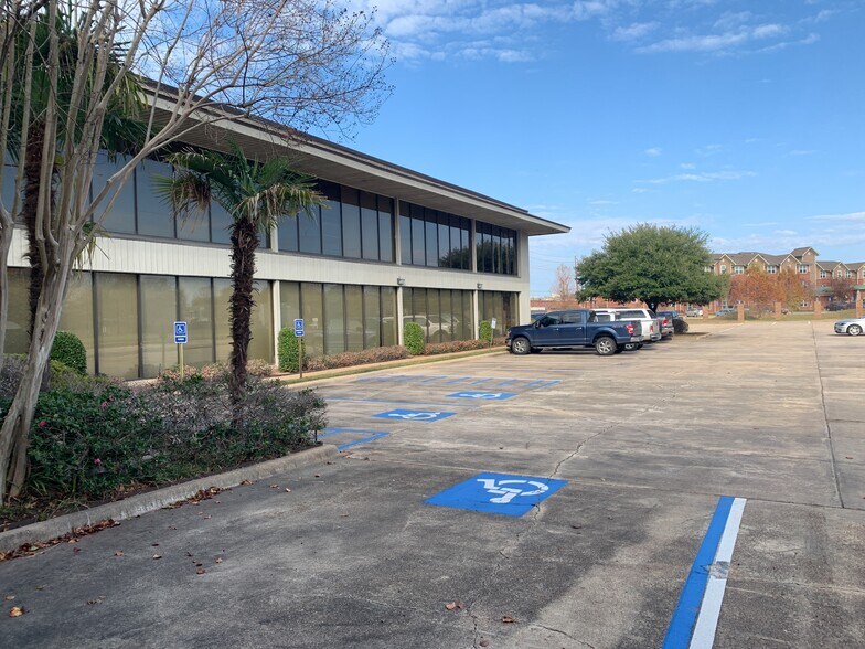More Photos Of 3003 Knight St, Shreveport Medical For Sale