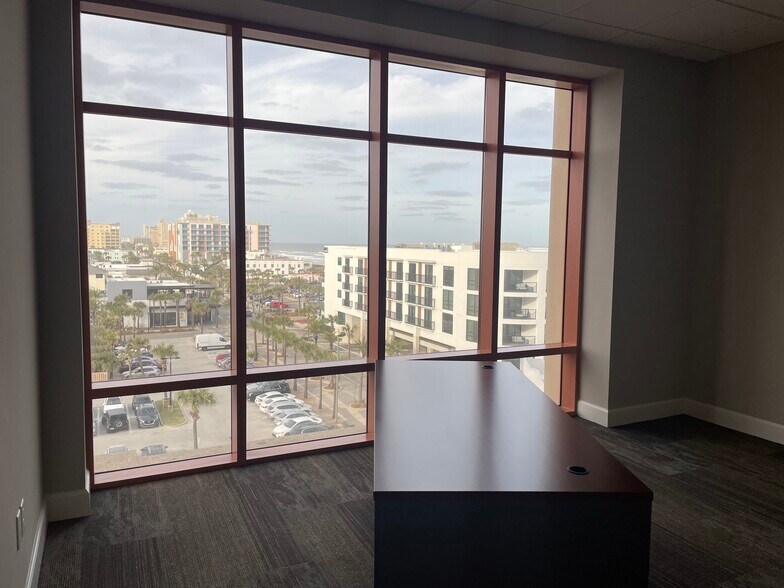 More Photos Of 320 1st St N, Jacksonville Beach Office Residential For Sale