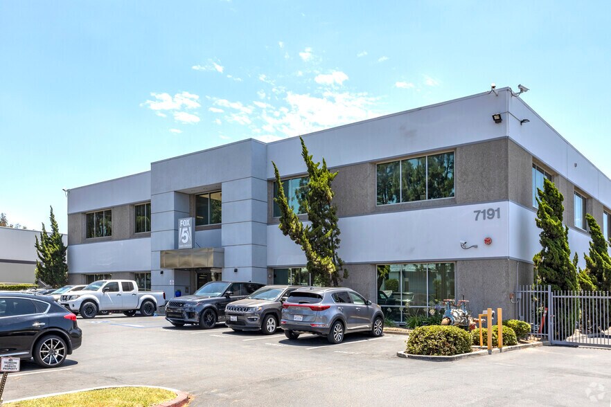 More Photos Of 7191 Engineer Rd, San Diego Movie Radio TVStudio For Lease