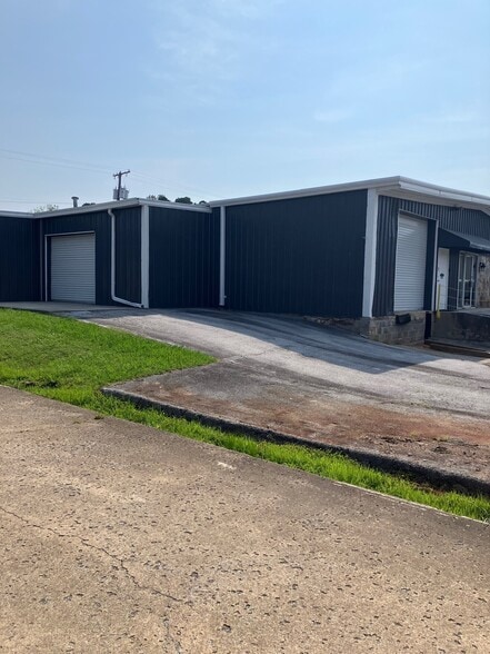 More Photos Of 6125 Airways Blvd, Chattanooga Warehouse For Lease