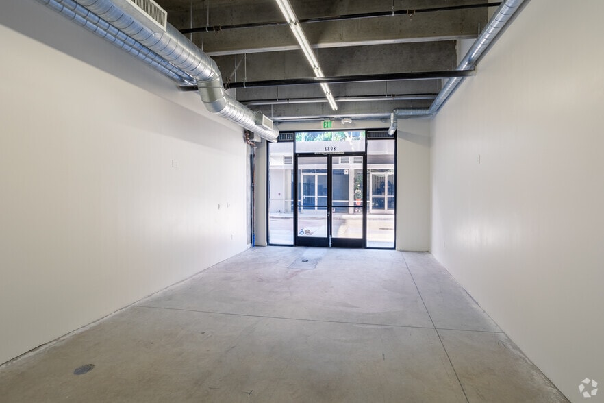 More Photos Of 334 S Main St, Los Angeles Apartments For Lease