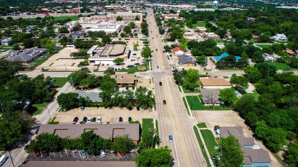 More Photos Of 376 W Main St, Lewisville Medical For Sale