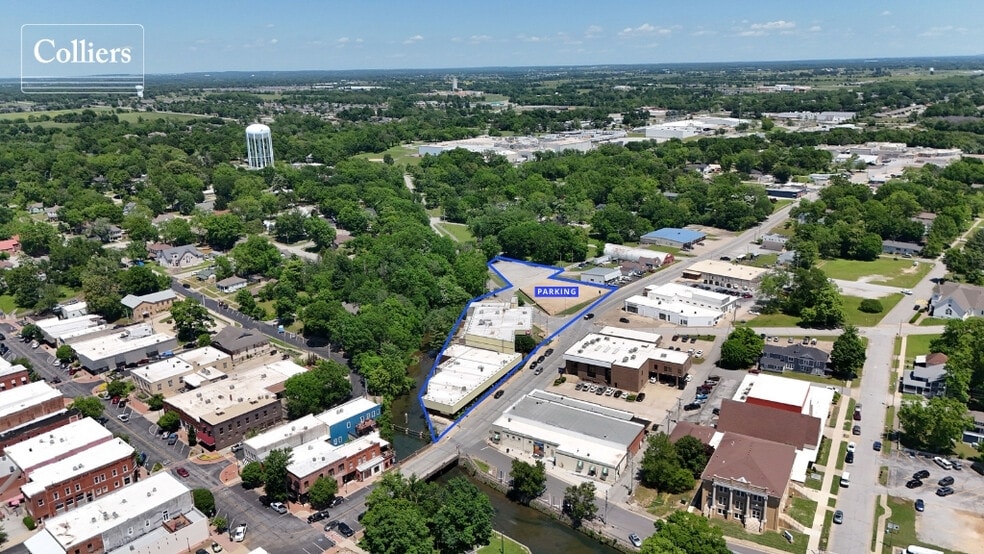 More Photos Of 305 E Main St, Siloam Springs Office For Sale