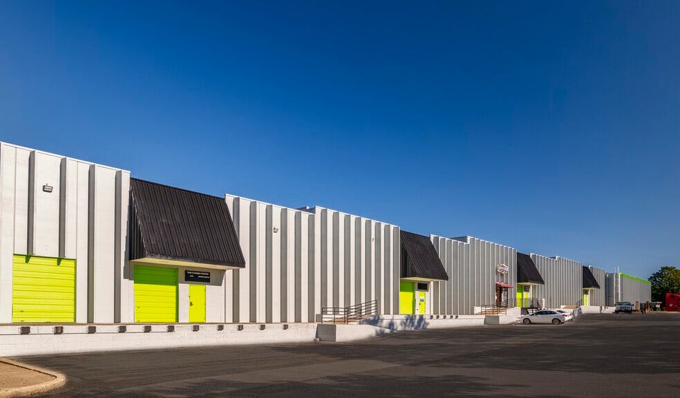 More Photos Of 6655 Dobbin Rd, Columbia Warehouse For Lease