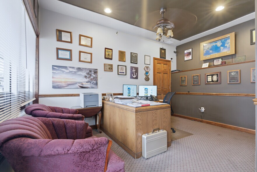More Photos Of 275 Elm St, North Attleboro Office For Sale