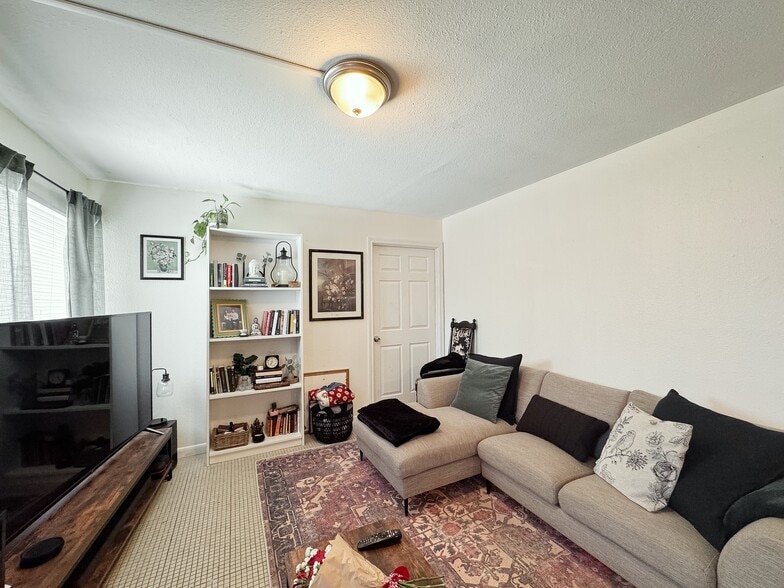 More Photos Of 2708-2712 Oakcliff St, Houston Apartments For Sale