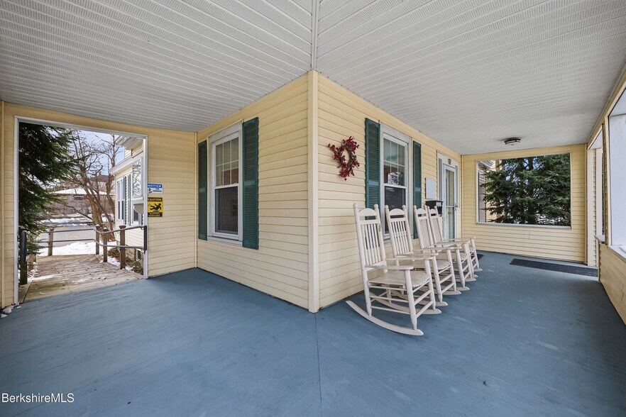 More Photos Of 92 Elm St, Pittsfield Office For Sale