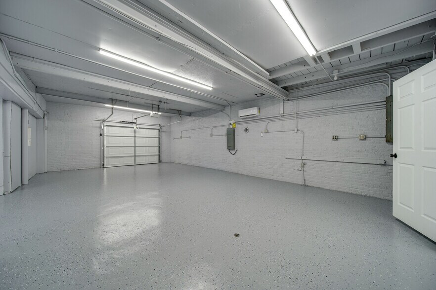 More Photos Of 239 Brookwood Ave NW, Concord Flex For Sale