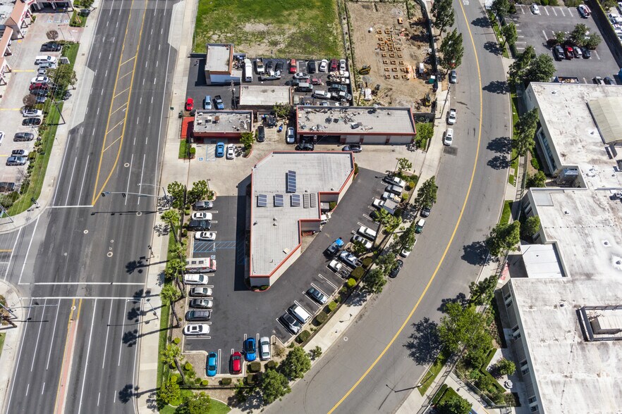 More Photos Of , Santa Ana General Retail For Sale