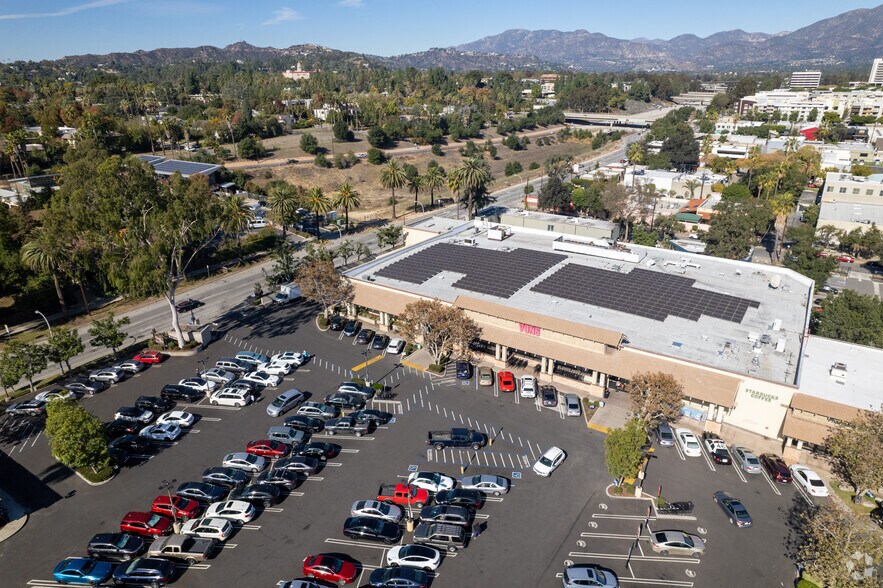 More Photos Of 117 W California Blvd, Pasadena General Retail For Sale