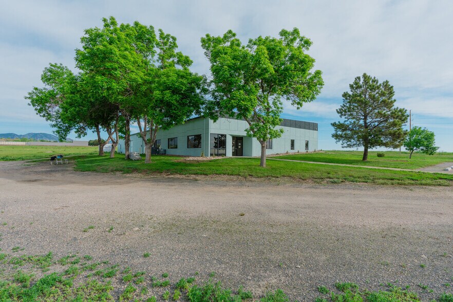 More Photos Of 16800 Highway 72, Arvada Flex For Sale