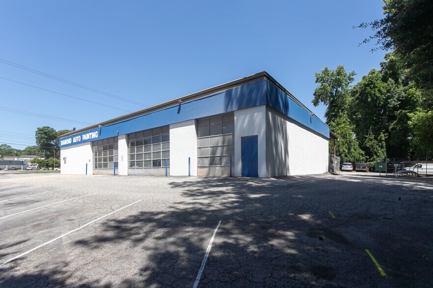 More Photos Of 2849 S Cobb Dr SE, Smyrna Freestanding For Lease