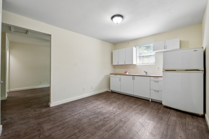 More Photos Of 1303 N Druid Hills Rd NE, Brookhaven Office Residential For Sale