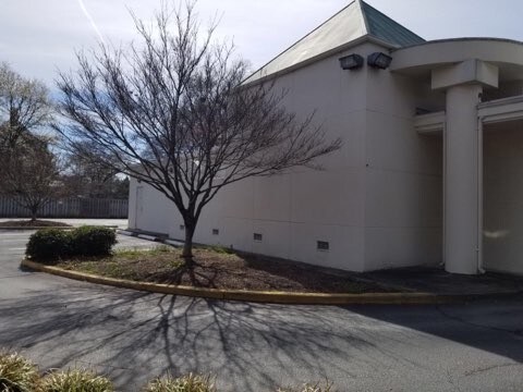 More Photos Of 100 Bosley Ave, Suffolk Bank For Lease