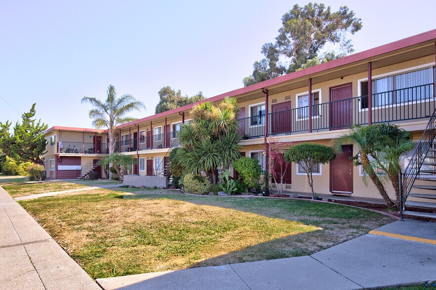 More Photos Of 5424 Saint Mark Ave, Newark Apartments For Sale