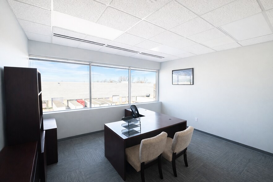 More Photos Of 230-59 International Airport Ctr Blvd, Springfield Gardens Light Distribution For Lease