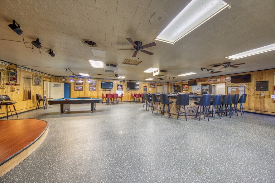 More Photos Of 10769 W Lee Hwy, Loudon Loft Creative Space For Sale
