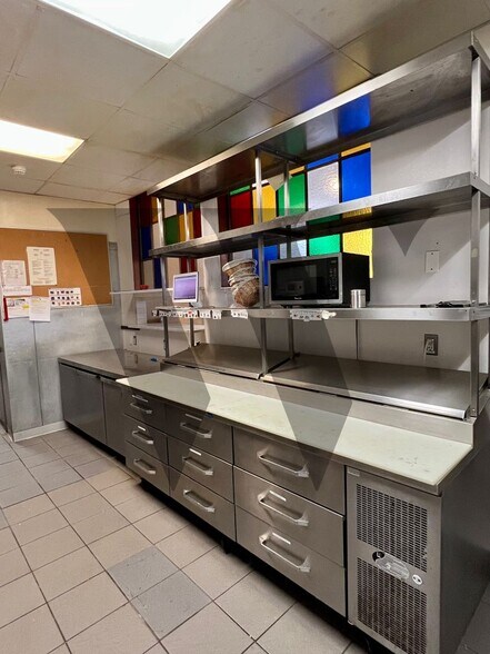 More Photos Of 711 Canal St, Stamford Loft Creative Space For Lease