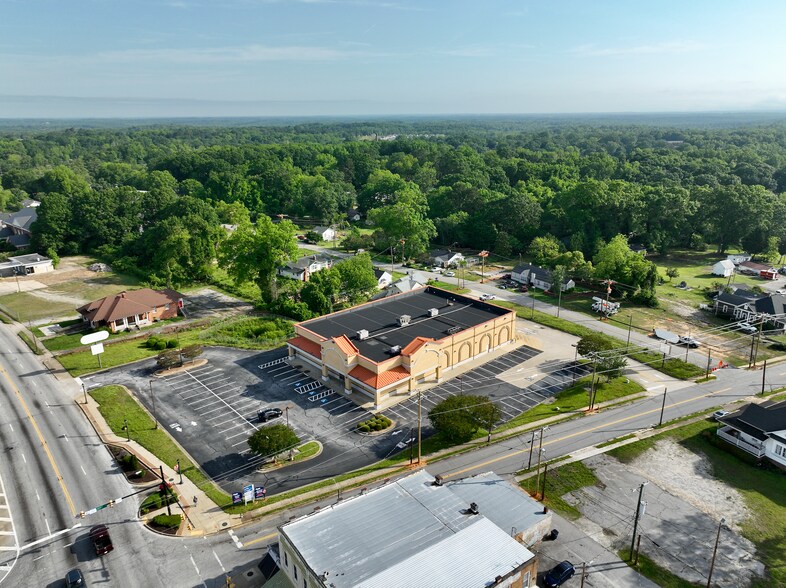 More Photos Of 121 N Main St, Woodruff Drugstore For Sale