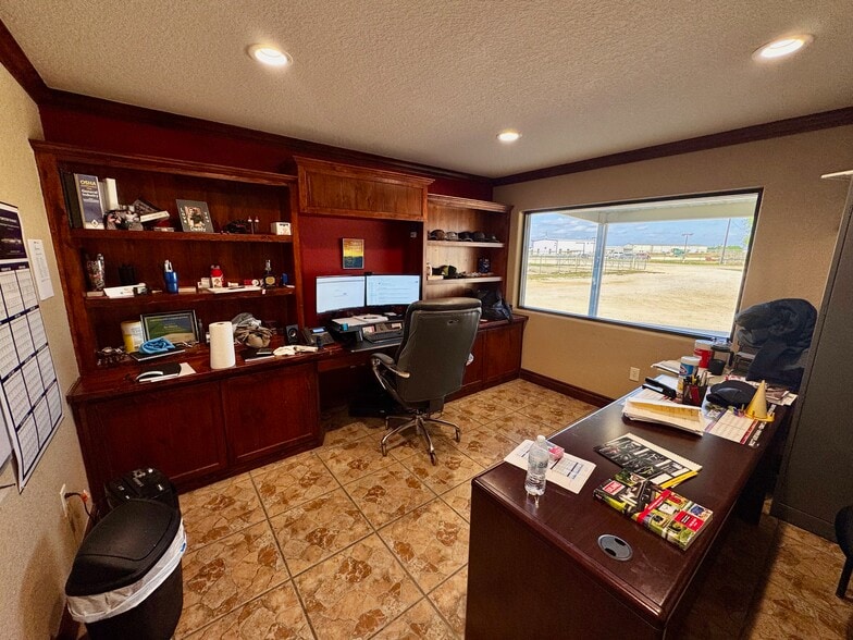 More Photos Of 224 Zander Ln, Pleasanton Warehouse For Sale