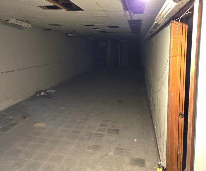 More Photos Of 23 N Main St, Ellinwood Storefront For Sale