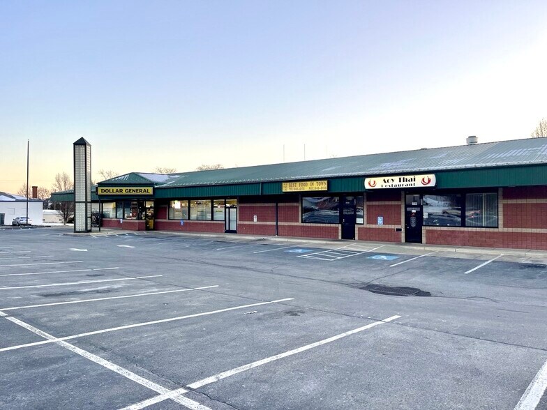 More Photos Of 3229 6th Ave, Altoona Storefront For Lease