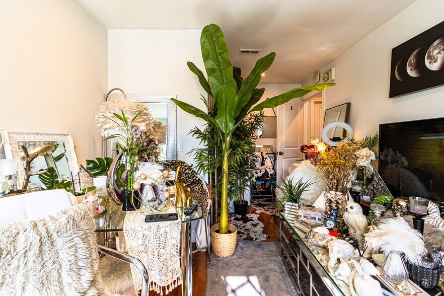 More Photos Of 2398 30th Ave, San Francisco Storefront Retail Residential For Sale