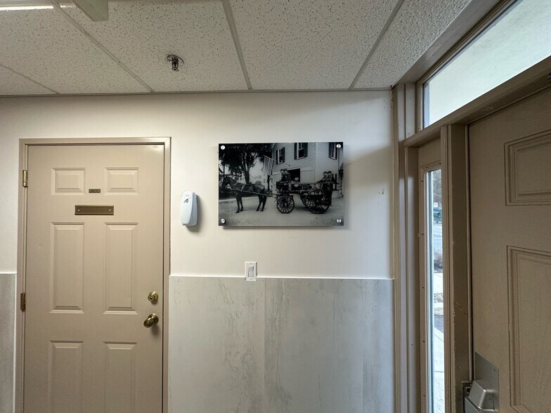 More Photos Of 83 Princeton Ave, Hopewell Medical For Sale